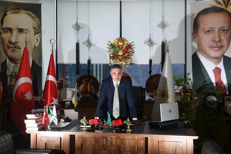 Osmanlı Ocakları Genel Başkanı Canpolat’tan Özgür Özel’e tepki: “Osmanlı Ocakları ile ilgili ifadeleriniz yanlış, özür dileyin