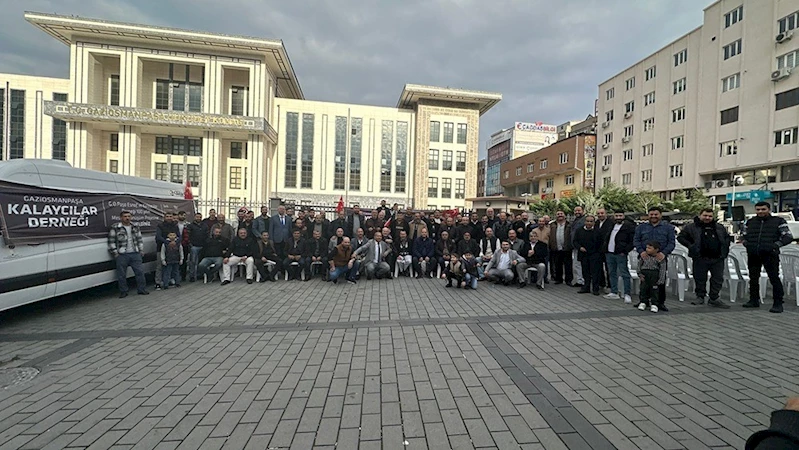 Gaziosmapaşa’da Roman vatandaşlar, kendi araçlarıyla taşımacılık yapmaya başladı
