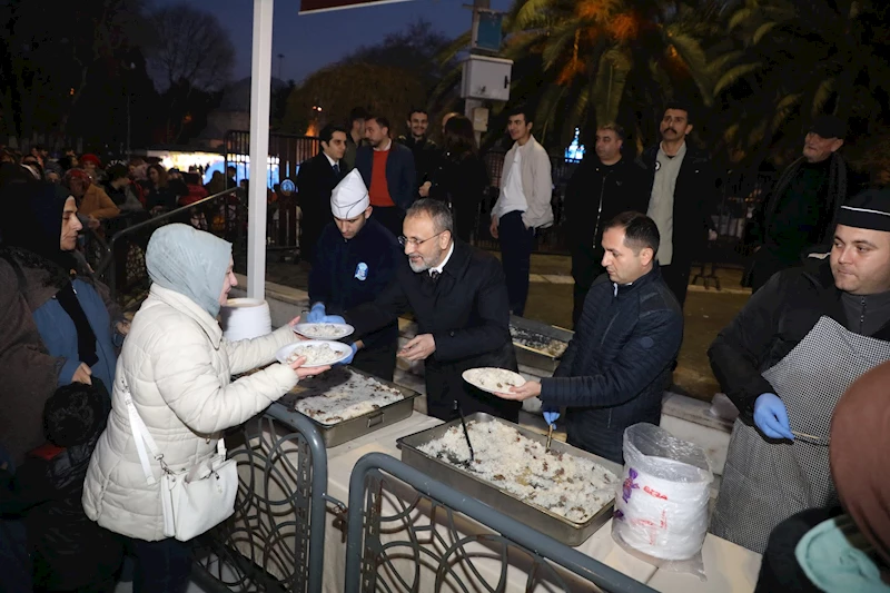 Regaip Kandili Eyüpsultan Camii’nde dualarla idrak edildi