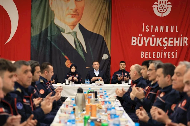 İTFAİYE ÇALIŞANLARI İLE İFTARDA BULUŞTU