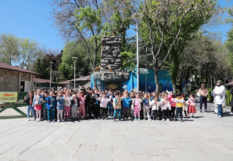Minikler Evcil Hayvan Parkı’nda